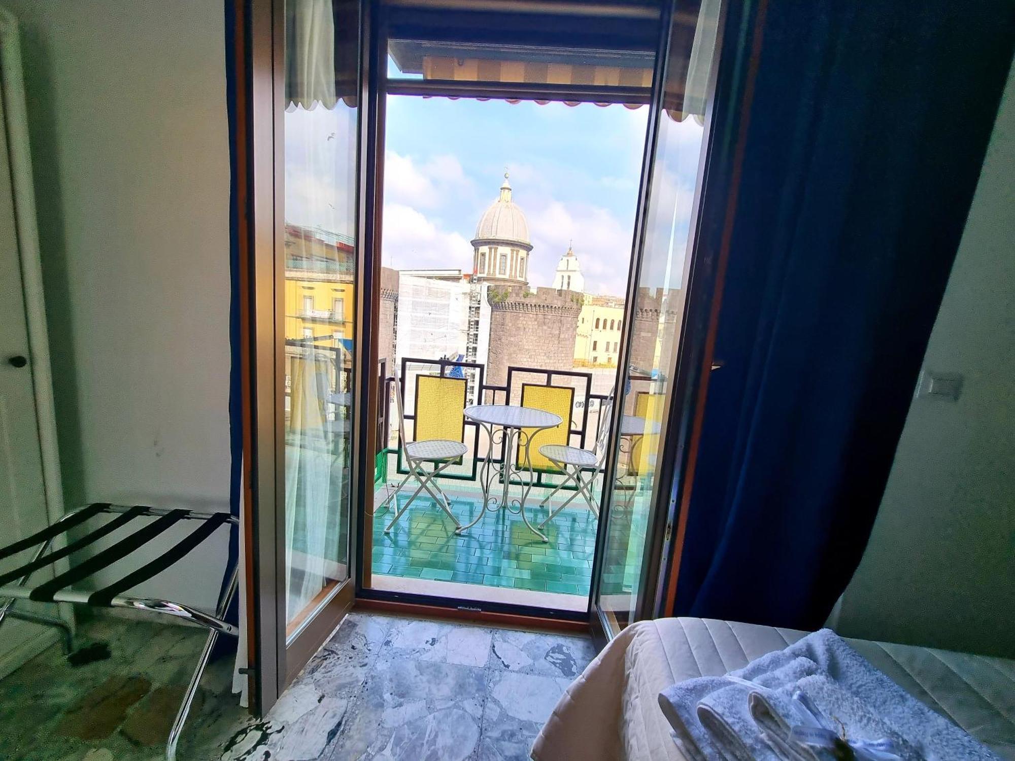 Bed and breakfast Happy In Naples Extérieur photo